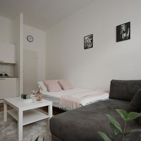 Apartment 10-Next Metro U3 Wien Eksteriør bilde